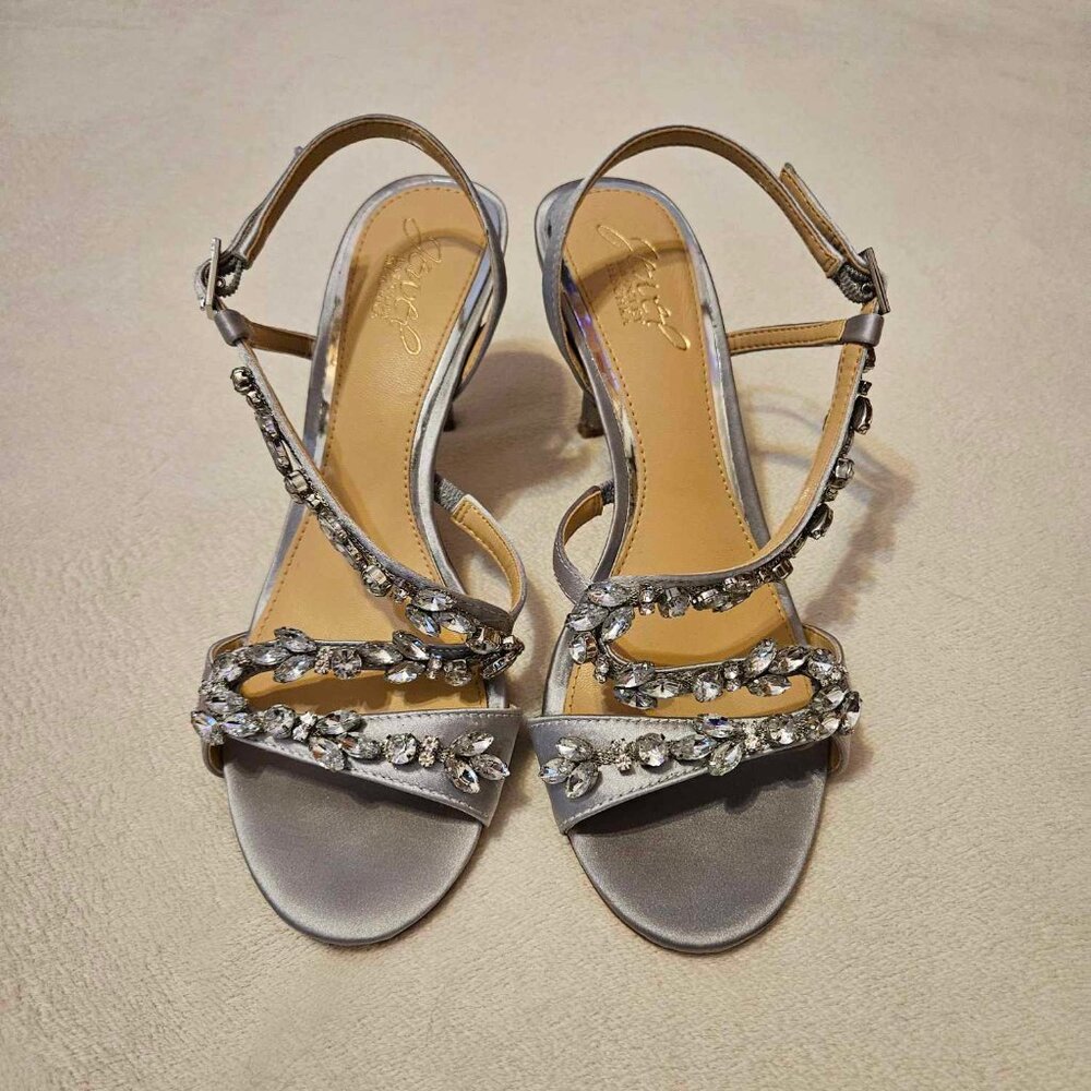 Jewel Badgley Mischka Women's GANET Sandal, Size 7.5, nearly perfect condition!